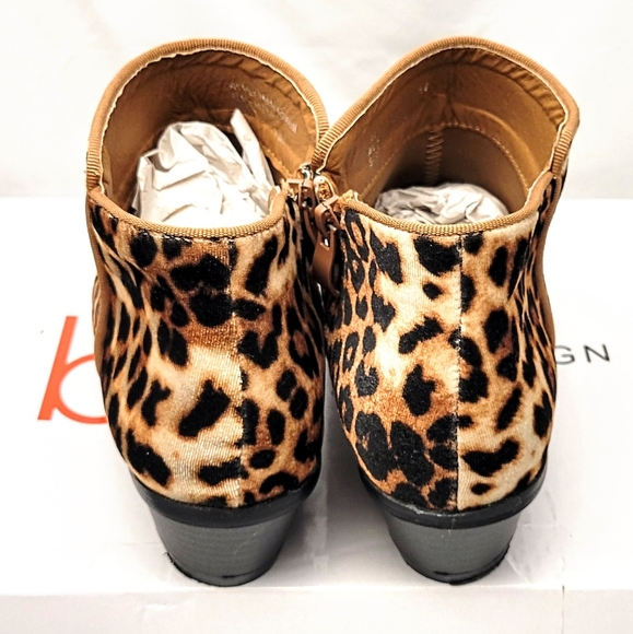 Boston Design Studio Leopard Cheetah Animal Print Booties Boots Shoes - Picture 4 of 8